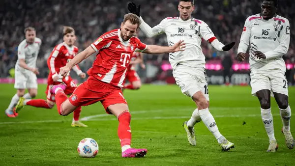 Aksi Harry Kane di laga menghadapi Mainz pada ajang Bundesliga (Sumber: Web/fcbayern.com)