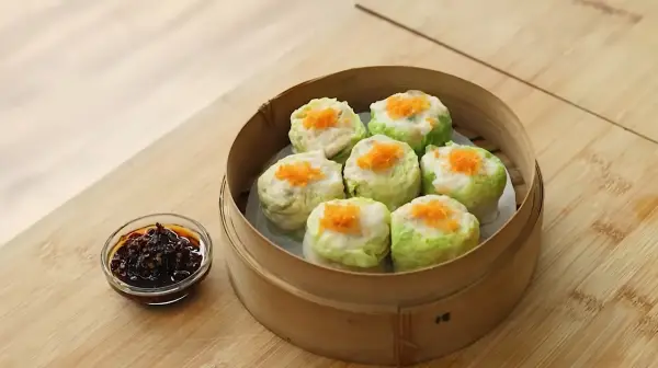 Resep Dimsum Dada Ayam, Makanan Favorit Rendah Kalori yang Cocok Buat Diet (Sumber : Youtube | Devina Hermawan)