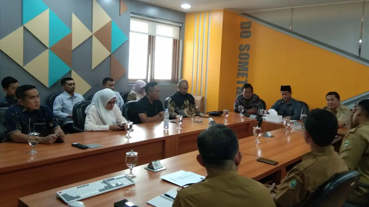 Evaluasi Bencana Yang Terus Berulang, DPRD Sukabumi Datangi ESDM Jabar Soroti Tambang Ilegal
