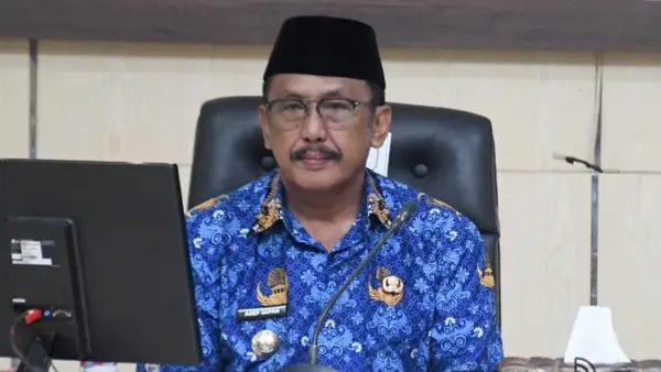 Bupati Sukabumi Asep Japar saat memimpin Rapat Dinas Bulan Desember 2025. (Sumber : Diskominfosan Kab. Sukabumi)