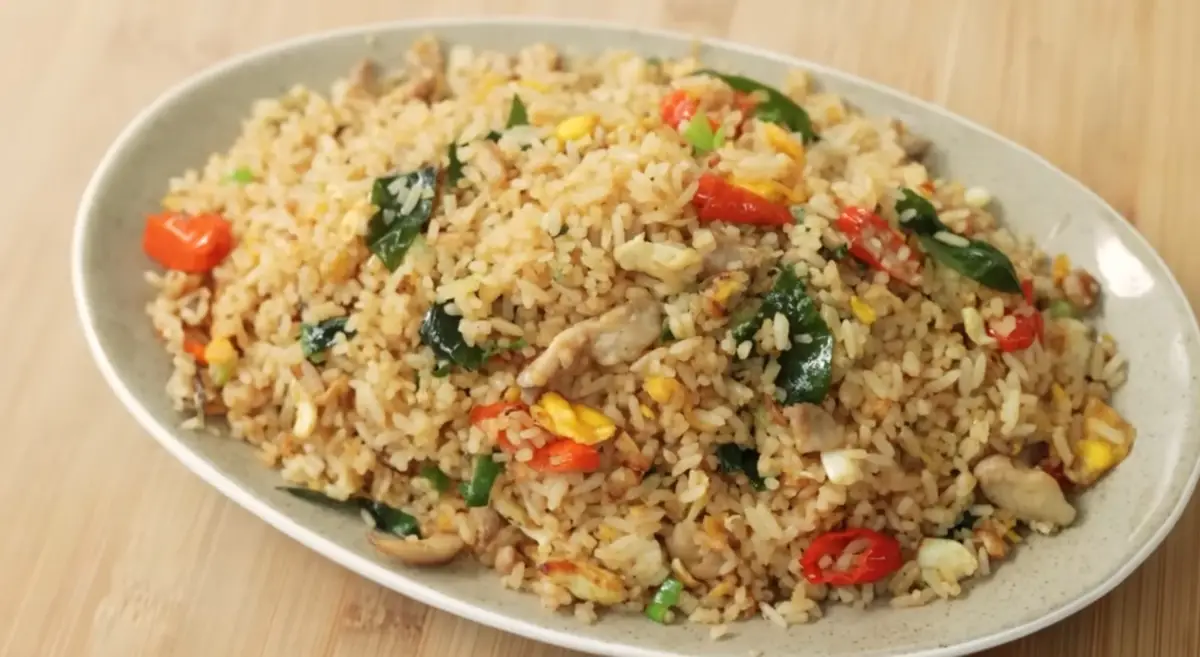 Resep Nasi Goreng Telur Asin, Ide Menu Menarik Untuk Sarapan dan Bekal