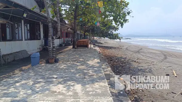 Kondisi jogging track di kawasan Pantai Citepus, Kecamatan Palabuhanratu, Kabupaten Sukabumi, Selasa (23/12/2025). (Sumber Foto: SU/Ilyas)