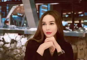 Lirik Lagu Mari Bercinta Aura Kasih yang Viral di Dipakai Pengguna TikTok (Sumber : Instagram/@aurakasih)