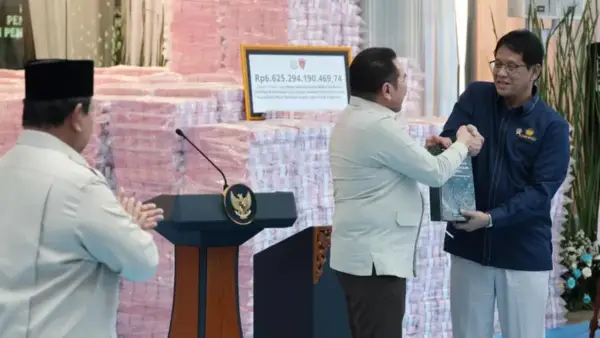 Kejagung serahkan uang sitaan kasus korupsi kepada Kementerian Keuangan RI (Sumber: tim media)