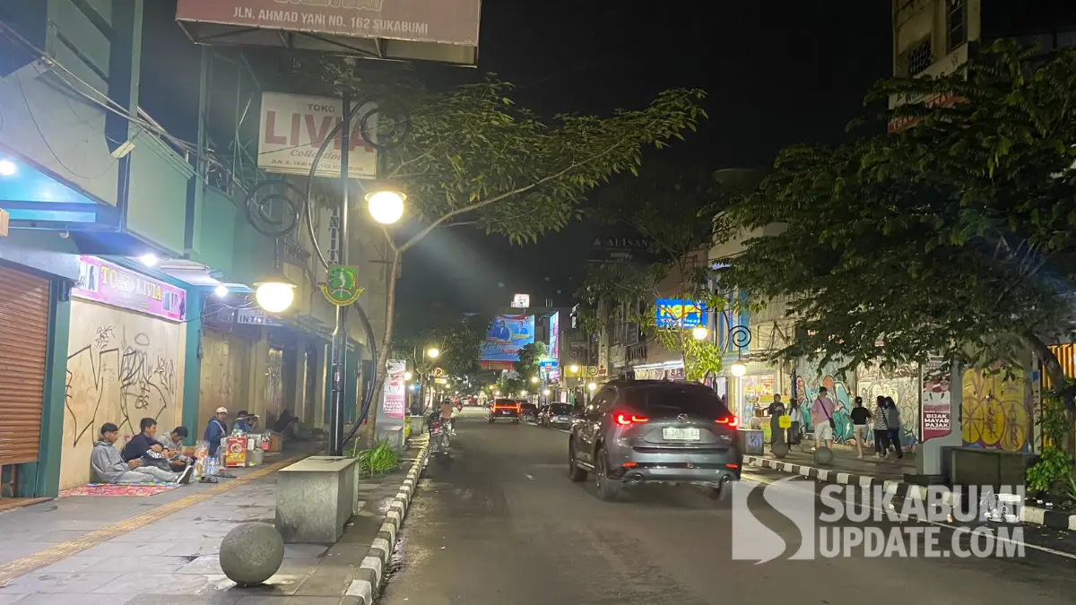 Asyiknya Nyuanki di A Yani Kota Sukabumi, Gen-Z: 3 Kali Bayar Pengamen Sekali Duduk