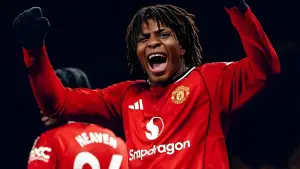 Selebrasi Patrick Dorgu setelah mencetak gol ke gawang Newcastle United (Sumber: instagram/@manchesterunited)