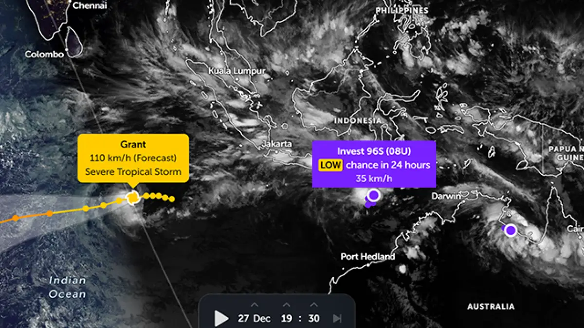 Waspada Siklon GRANT & Bibit 96S, BMKG: Potensi Gelombang Laut 1.25 hingga 4 Meter