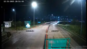 Situasi lalulintas pantauan CCTV di entrance Parungkuda nampak lengang, Rabu (31/12/2025) pukul 21.00 WIB | Foto : CCTV Tol Bocimi