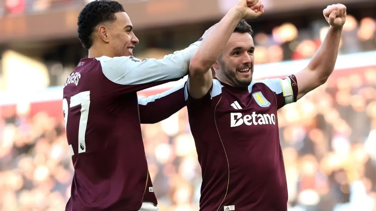 Menang 3-1 atas Nottingham Forest, Aston Villa Tempel Ketat Arsenal