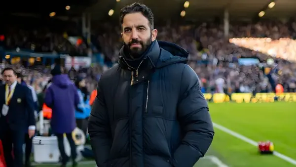 Ruben Amorim memimpin tim Manchester United saat melawan Leeds United (Sumber: web/espn.com)