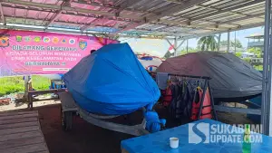 Salah satu tempat penyimpanan wahana Jetski di sekitar Pantai Buffalo, Kecamatan Palabuhanratu, Kabupaten Sukabumi. (Sumber: SU/Ilyas Supendi)