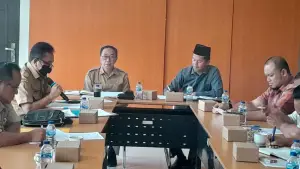 GTRA Kabupaten Sukabumi bersama Komisi I DPRD Kabupaten Sukabumi menggelar rapat kerja khusus untuk membahas percepatan pelaksanaan Reforma Agraria. (Sumber Foto: Istimewa)