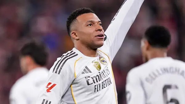 Selebrasi Kylian Mbappe melakukan selebrasi setelah mencetak gol untuk Real Madrid (Sumber: Instagram/@k.mbappe)