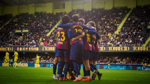 Selebrasi para pemain Barcelona setelah berhasil menang atas Villareal (Sumber: web/fcbarcelona.com)
