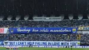 Viking Persib Club, suporter Persib Bandung, tengah mempersiapkan koreografi spesial untuk laga bertajuk El Clasico Indonesia antara Persib Bandung melawan Persija Jakarta. (Sumber: Instagram/@officialvpc)