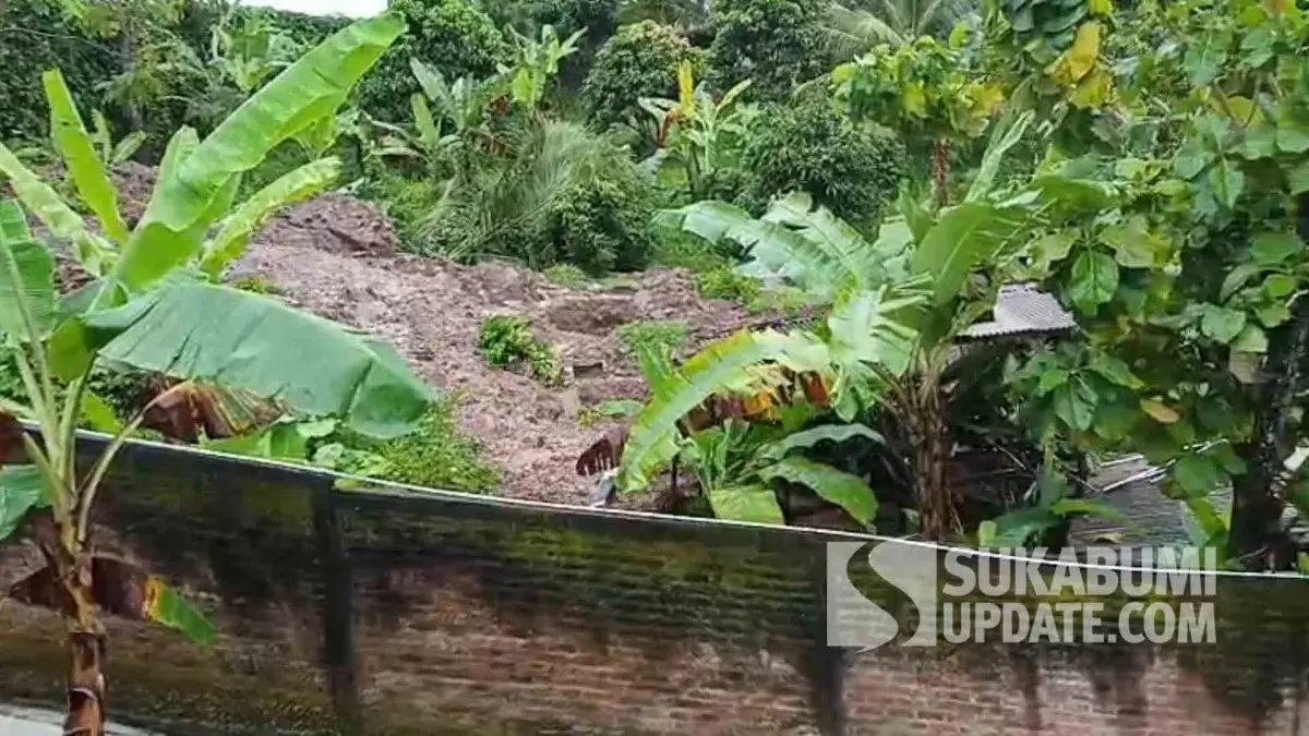 TPT Perumahan Jebol, Material Lumpur Terjang Permukiman Warga Kuta Mekar Palabuhanratu