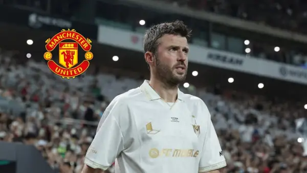 Michael Carrick saat melakukan pertandingan persahabatan di Korea Selatan (Sumber: Instagram/@carras16)
