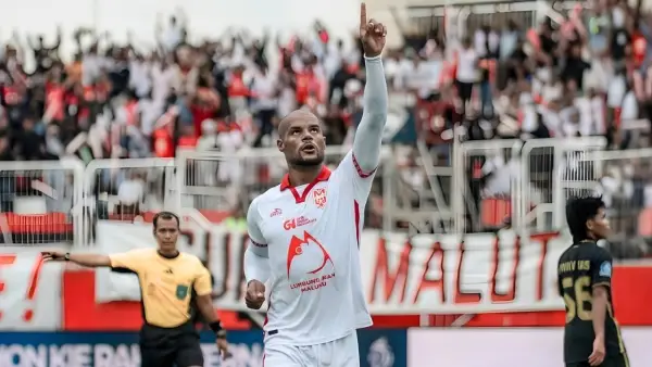 Selebrasi David da Silva setelah mencetak gol ke gawang Borneo (Sumber: Instagram/@davidasilva14)