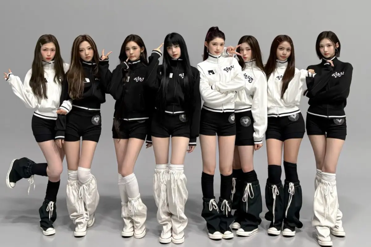 Hearts2Hearts Umumkan Fanlight dan Comeback Lagu Baru Februari 2026