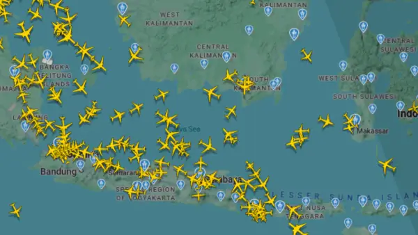 Jejak pesawat. Pesawat ATR 42 IAT yang Hilang Kontak di Sulsel (Sumber: fligtradar24.com)