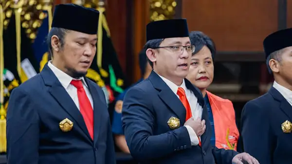 Noe Letto (Paling Kiri), Dilantik Jadi Tenaga Ahli di Dewan Pertahanan Nasional (Sumber : Instagram/@sjafrie.sjamsoeddin).