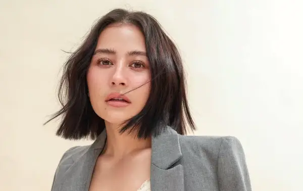 Prilly Latuconsina Umumkan Keluar dari Sinemaku Pictures: Aku Akan Terus Berkarya (Sumber : Instagram/@prillylatuconsina96)