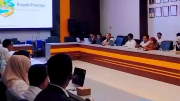 Bapperinda Sukabumi Saat Rapat Koordinasi Evaluasi Program Prioritas Tahun 2026. (Sumber : Dok Bapperida Kabupaten Sukabumi.).