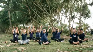 Persiapan kegiatan Jampang Creative Camp (JCC) 2 Kutamara atau pantai Minajaya di pesisir Laut Selatan Sukabumi (Sumber: dok JCC)