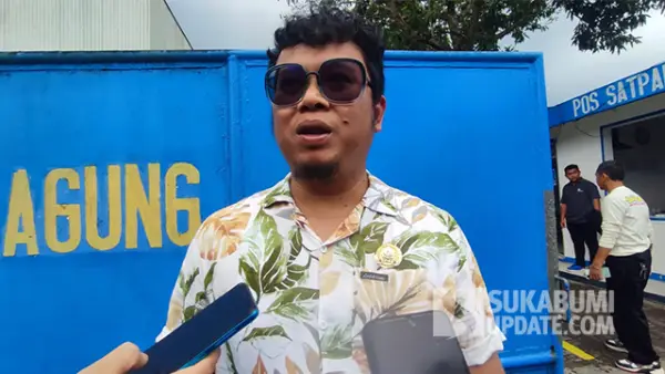 Ketua Komisi IV DPRD Kabupaten Sukabumi, Ferry Supriyadi, saat diwawancara, Rabu (21/01/2026). (Sumber : SU/Ibnu Sanubari).