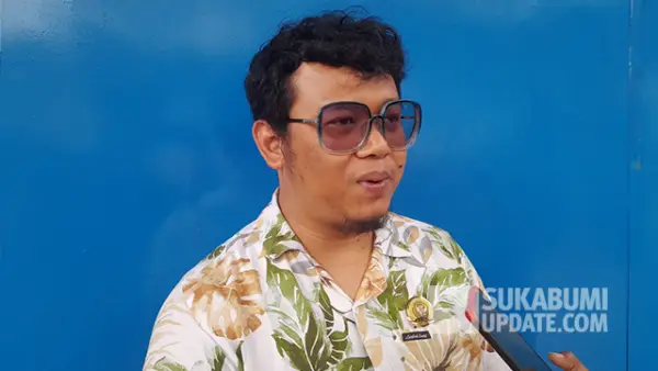 Ketua Komisi IV DPRD Kabupaten Sukabumi, Ferry Supriyadi, saat diwawancara Sukabumiupdate.com, Rabu (21/1/2026). (Sumber : SU/Ibnu Sanubari).