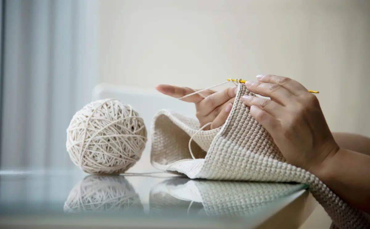 Dari Merajut hingga Melukis: 7 Tren Self-Care yang Bantu Redakan Stres