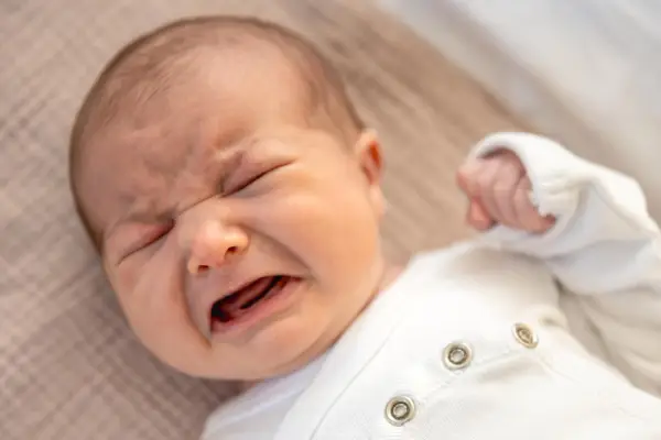 Ilustrasi Craniosynostosis pada Bayi: Penyebab, Gejala, Diagnosis, dan Pilihan Pengobatan (Sumber: Freepik/@pvproductions)