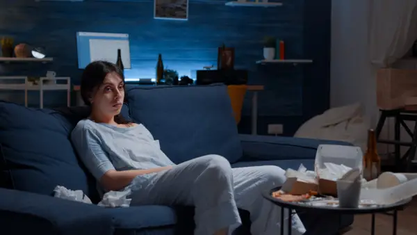 Ilustrasi Hati-Hati, 4 Gaya Hidup Gen Z Ini Diam-Diam Tingkatkan Risiko Penyakit Jantung di Usia Muda (Sumber: Freepik/@Studio DC)