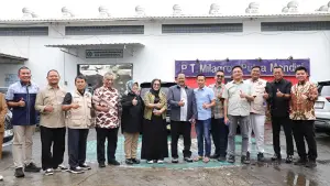 Panitia Khusus XI DPRD Provinsi Jawa Barat saat kunjungan ke PT Milagros Putra Mandiri. (Sumber : Istimewa.).