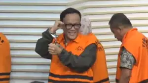 Eks Wamenaker Immanuel Ebenezer Gerungan alias Noel usai ditampilkan dalam press release KPK terkait kasus dugaan pemerasan dan gratifikasi. (Sumber Foto: YouTube KPK)