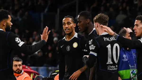 Chelsea pastikan lolos ke babak 16 besar Liga Champions setelah berhasil mencuri poin saat menghadapi Napoli (Sumber: web/chelsea.com)