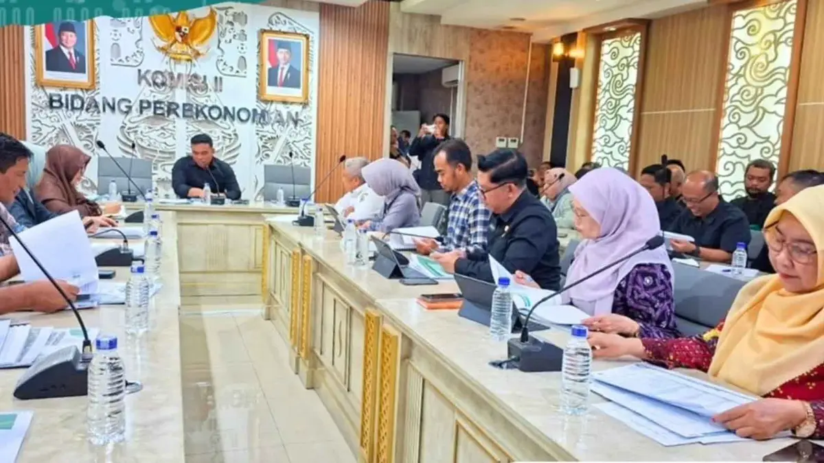 Sinergi Program 2026, Distanhorti Hadiri Rapat Kerja Bersama Komisi II DPRD Jabar