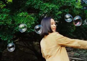 Lirik Lagu Kita Buat Menyenangkan dari Bernadya: Selagi Ku Masih Bisa (Sumber : Instagram/@bernadyaribka)