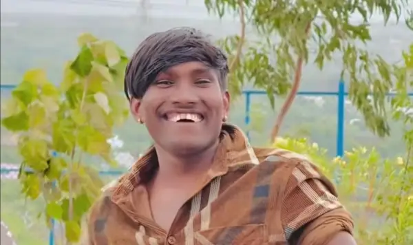 Suraj Chavan Jadi Pria Paling Tampan di India, Disebut Mirip Justin Bieber (Sumber : Instagram/@official_suraj_chavan1151)