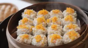 Resep Dimsum Ayam, Menu Favorit yang Cocok Jadi Teman Akhir Pekan (Sumber : Youtube | Devina Hermawan)