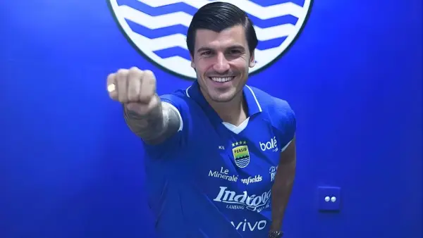 Sergio Castel resmi memperkuat Persib Bandung di putaran kedua Super League 2025/2026. (Sumber: web/persib.co.id)