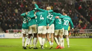 Para pemain Liverpool merayakan gol Van Dijk saat Liverpool mengahdapi Sunderland. (Sumber: web/liverpoolfc.com)