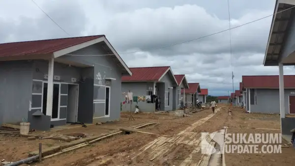 Huntap atau hunian tetap yang dibangun BNPB untuk penyintas bencana di Lembursawah Pabuaran Kabupaten Sukabumi (Sumber : sukabumiupdate)
