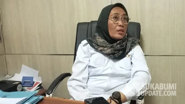 Kepala Divisi Umum dan SDM BPR Sukabumi, Yeti Rusmiati (Sumber: sukabumiupdate)