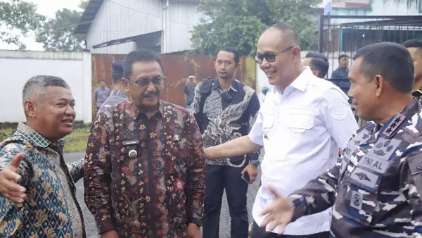 Bupati Sukabumi Asep Japar usai menghadiri peresmian Sekolah Praditya Adhiguna Global School di Kota Sukabumi bersama Gubernur Jawa Barat, Dedi Mulyadi, Jumat (13/02/2026) | Foto : Dokpim