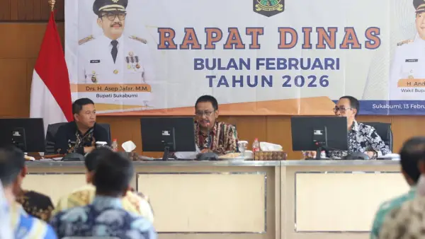 Bupati Sukabumi, Asep Japar saat menggelar rapat dinas Februari tahun 2026. Jumat (13/2/2026). (Sumber: Dokpim)