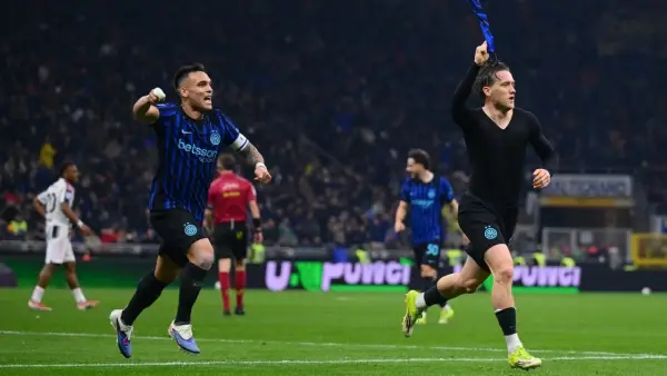 Selebrasi Piotr Zeilinski setelah cetak gol kemenangan Inter atas Juventus (Sumber: web/inter.it)