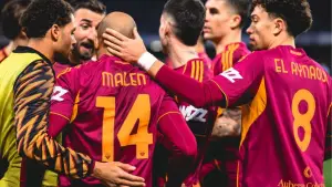 AS Roma dan Napoli harus puas berbagi angka di pertandingan pekan ke-25 Serie A.  Roma yang tampil dominan sempat unggul lewat dua gol Donyell Malen (Sumber: web/asroma.com)