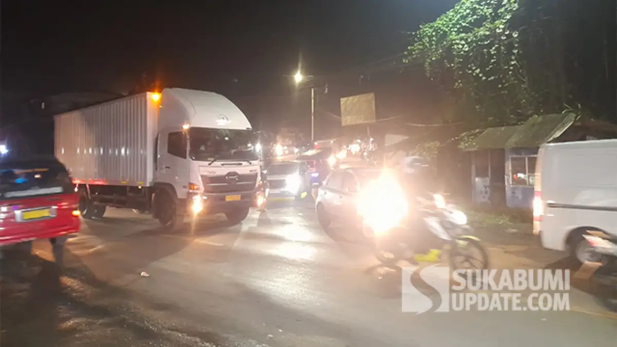 Tak Hanya Exit Tol Parungkuda, Simpang Cikidang Ikut Padat di Libur Long Weekend