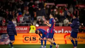 Kekecewaan para pemain Barcelona setelah kalah di markas Girona (Sumber: web/fcbarcelona.com)